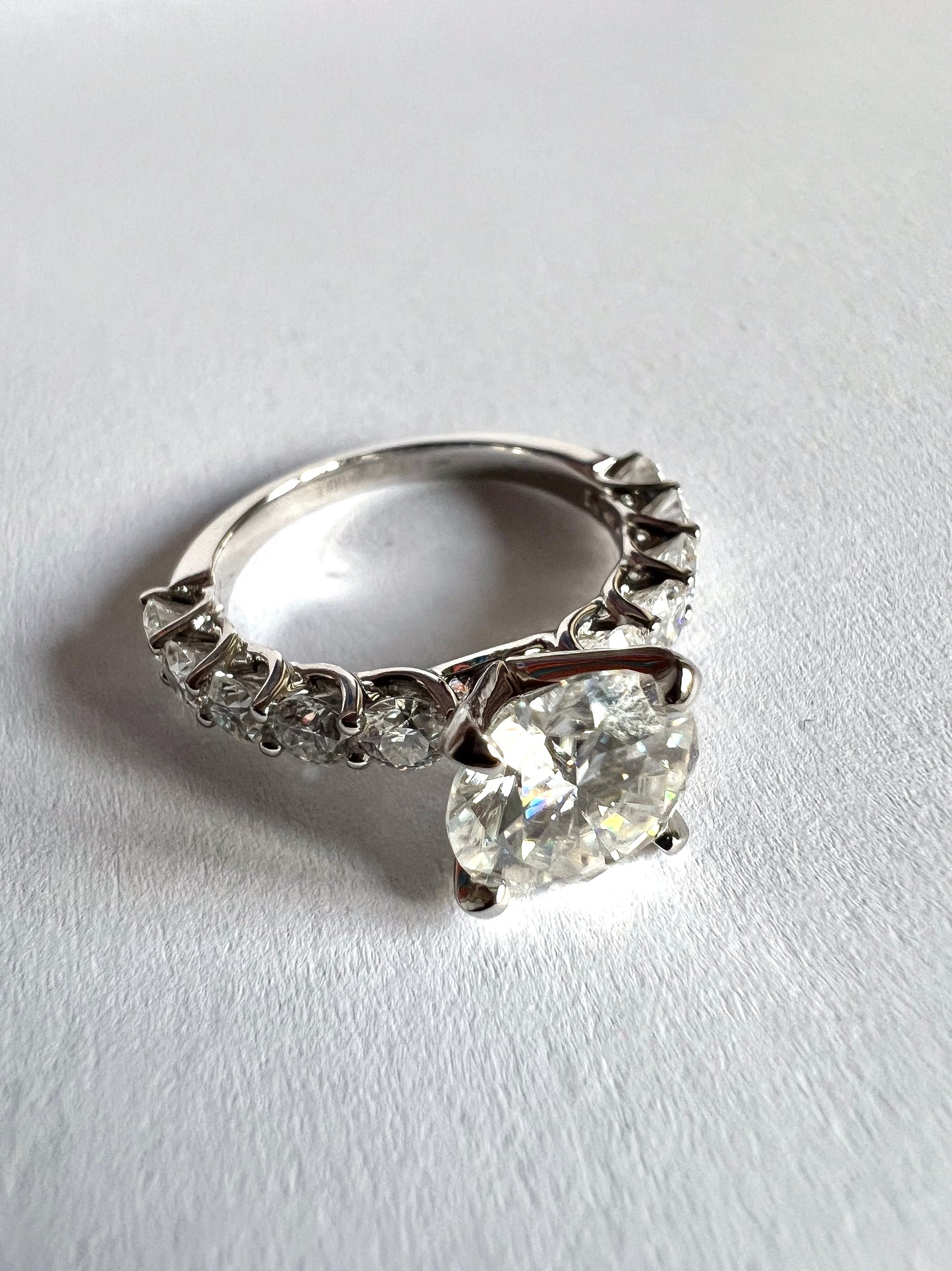 Anello Intrecciato 2 ct oro 18 kt