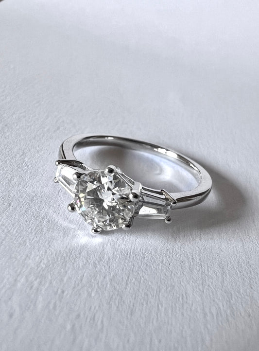 Trilogy Brillante e Baguette 18 kt